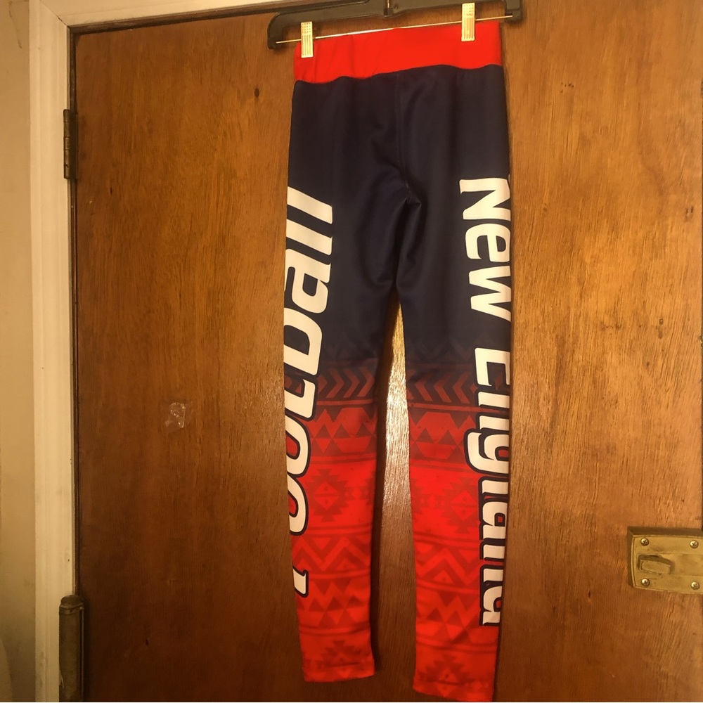 New England Patriots Yoga Pants by Xlusion size Small Youth Patriots Pants